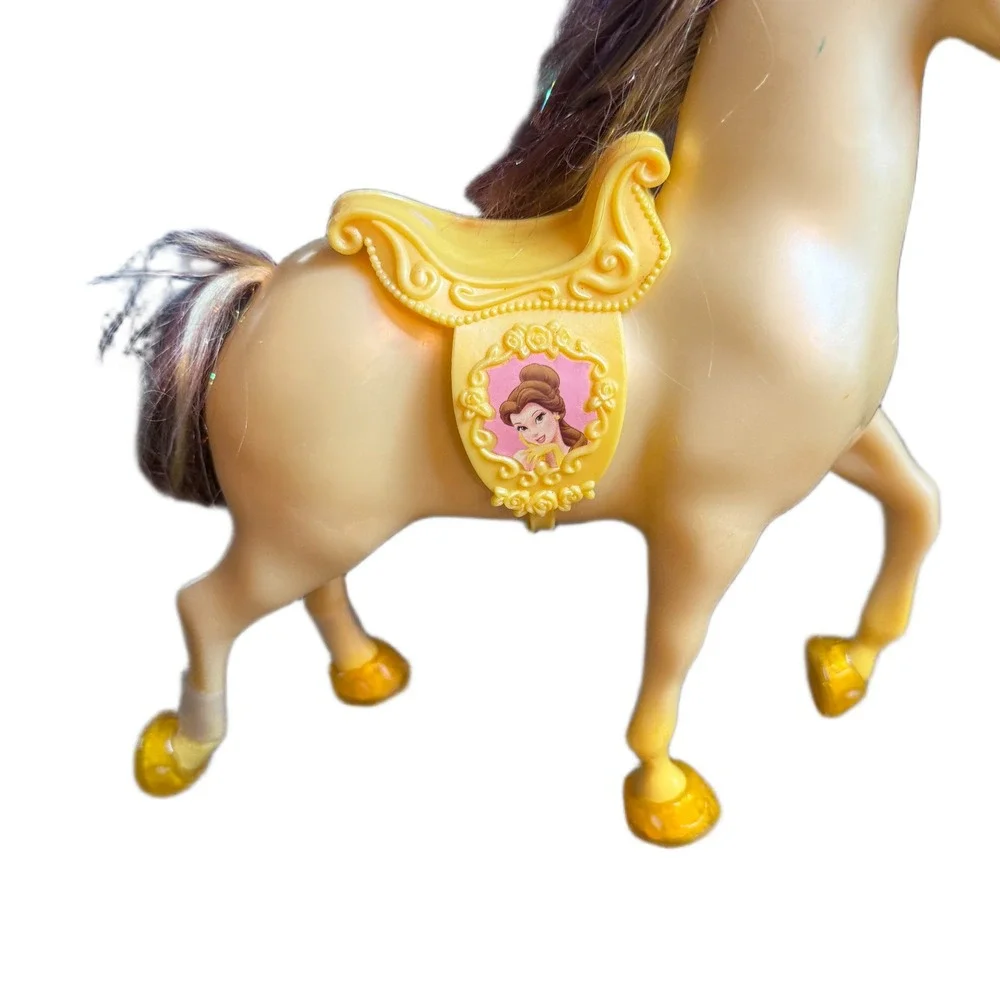 Disney princess belle